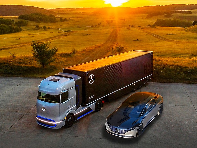 Daimler oddělil výrobu osobních a nákladních vozidel